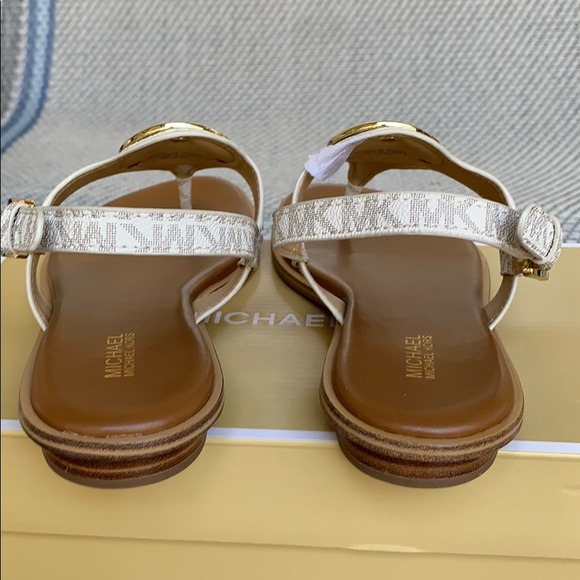 MICHAEL KORS AUBREY CHARM THONG MINI MO LOGO PVC - Picture 12 of 16